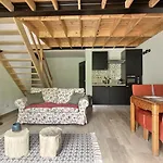 Les Gabelous - Micro-gites - Viroinval Apartman *